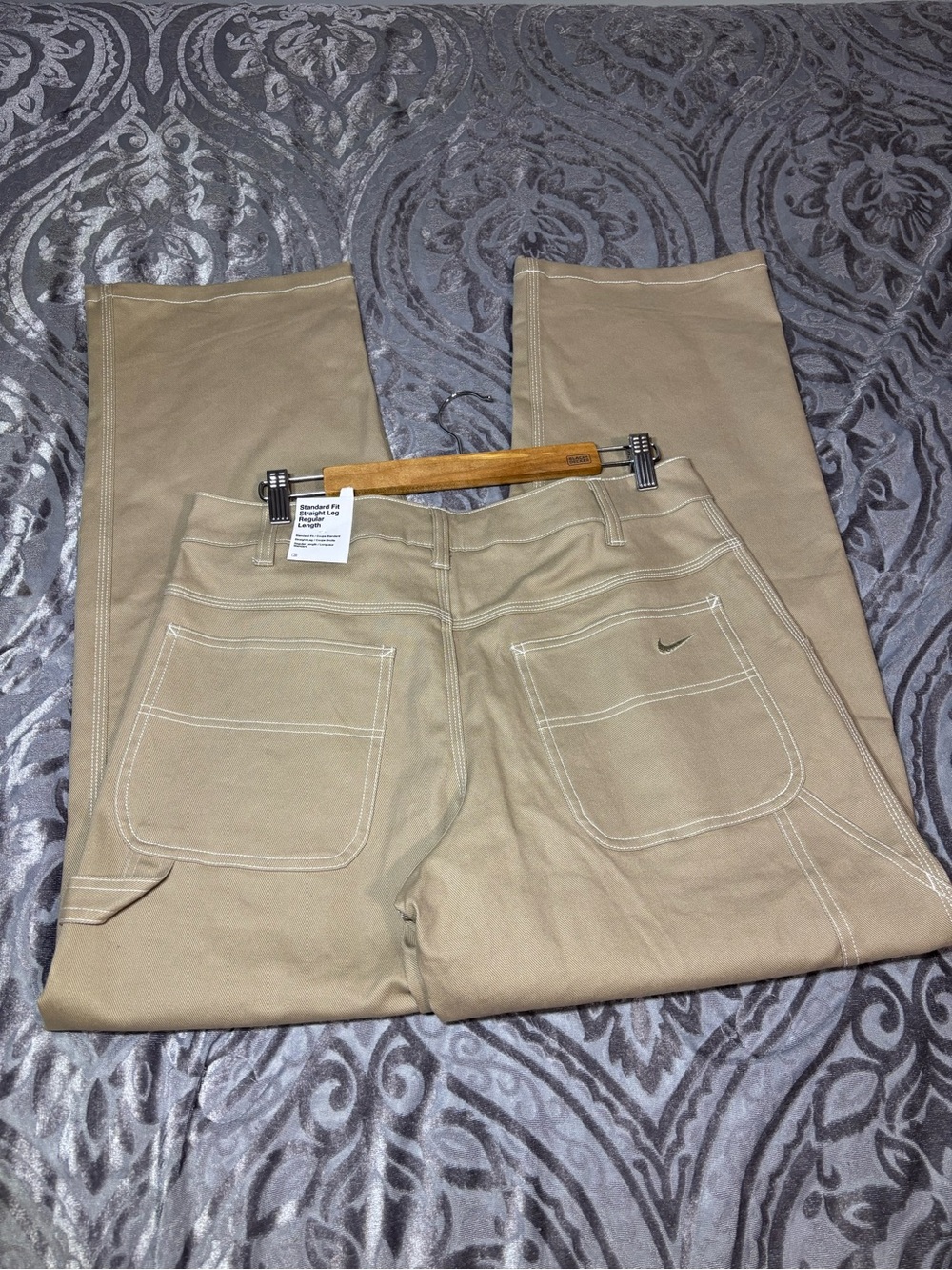 NWT Nike Life Mens Size 32 Straight Leg Heavy Cargo Beige Carpenter Pants NEW